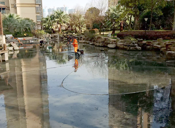 下陆景观池淤泥清理